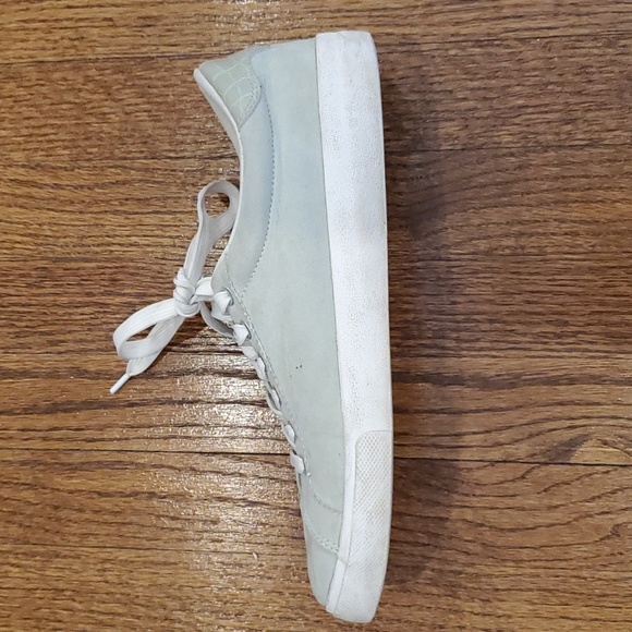 H&M mint faux suede sneakers. - Picture 3 of 3
